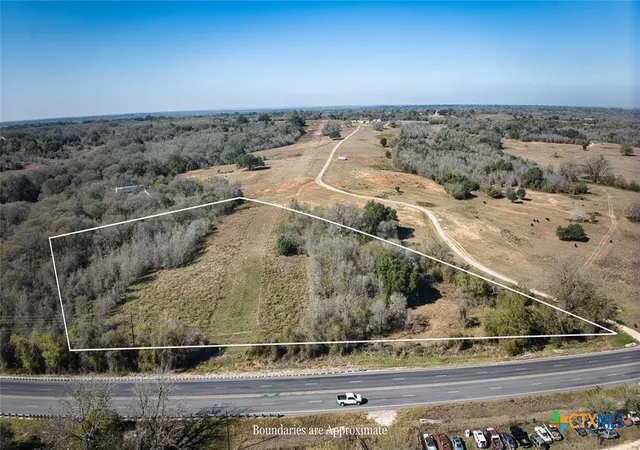 2nd image of 6635 S Hwy 183, Lockhart, TX 78640 | MLS# 599693