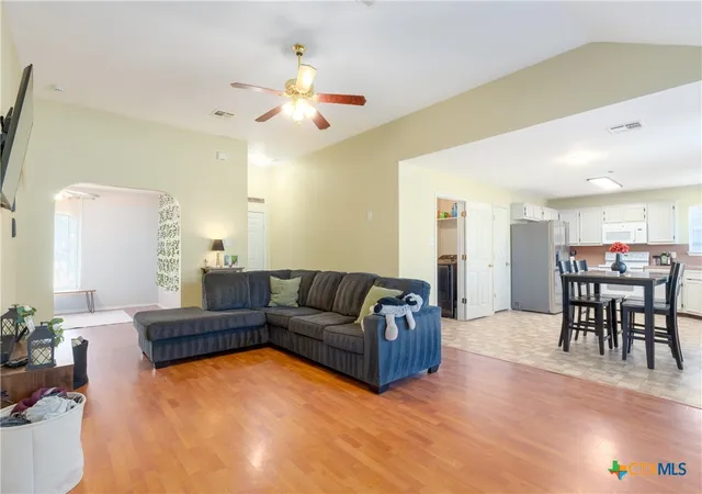 Photo 4 of Single family home for sale at 4909 Fawn Dr, Killeen, TX 76542 | MLS# 600038 | Listing updated on 2026-07-11