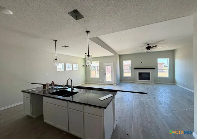 Photo 3 of Single family home for sale at 2550 Settlers Oak Dr, Belton, TX 76513 | MLS# 597639 | Listing updated on 2026-10-06
