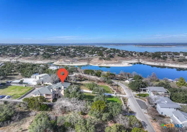 Homes for sale in Canyon Lake, TX | 2305 Connie Drive, Canyon Lake, TX 78133 | Houzeo