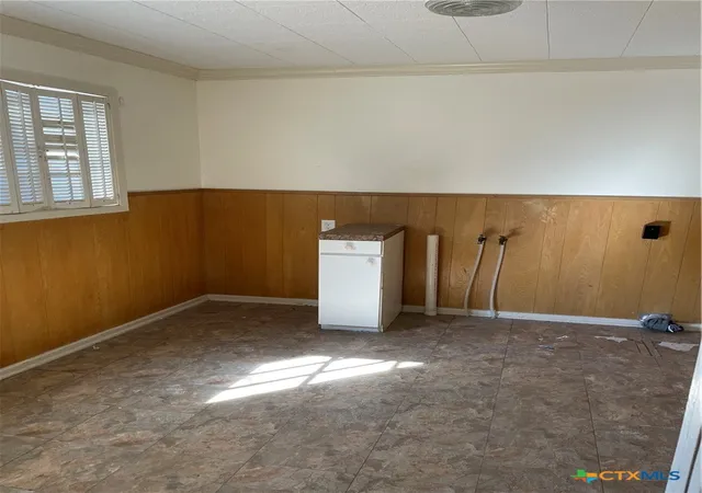 16th image of 302 W French St, Cuero, TX 77954 | MLS# 601309