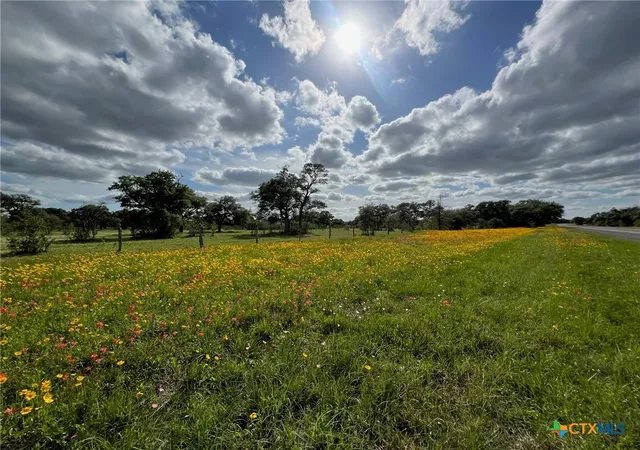5th image of 15395 E State Hwy 111, Yoakum, TX 77995 | MLS# 601568