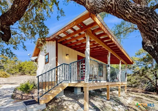1st image of 961 Buttercup Ln, Wimberley, TX 78676 | MLS# 601572