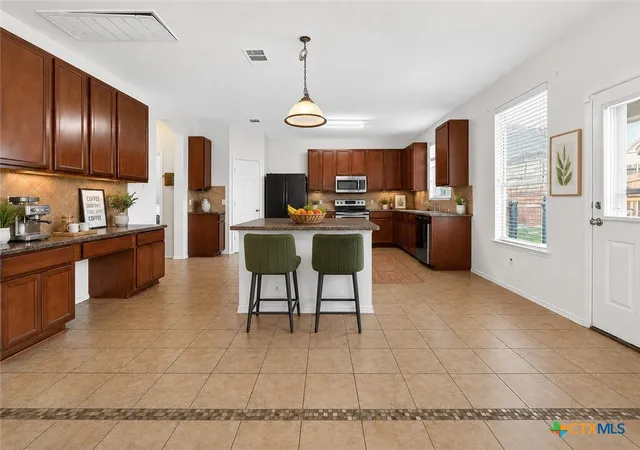 5th image of 6204 Taree Loop, Killeen, TX 76549 | MLS# 601292