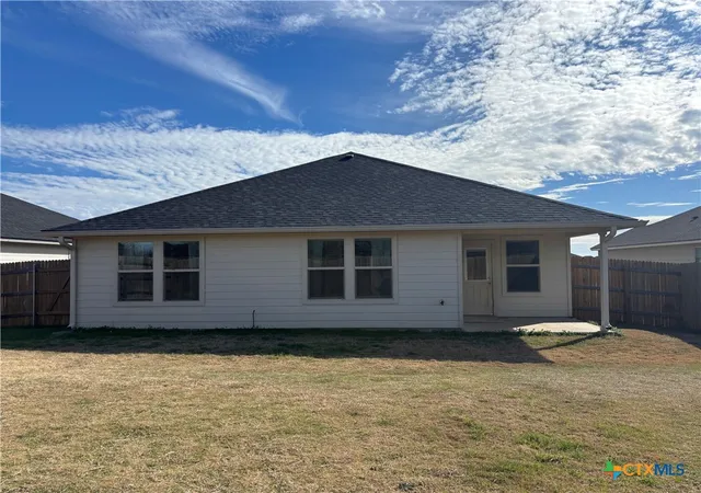 Homes for sale in China Spring, TX | 7001 Guadalupe Rd, China Spring, TX 76633 | MLS# 601883