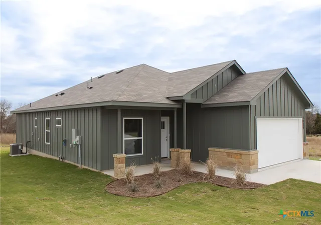 Photo 2 of Single family home for sale at 1839 E French Ave, Temple, TX 76501 | MLS# 601667 | Listing updated on 2026-03-06