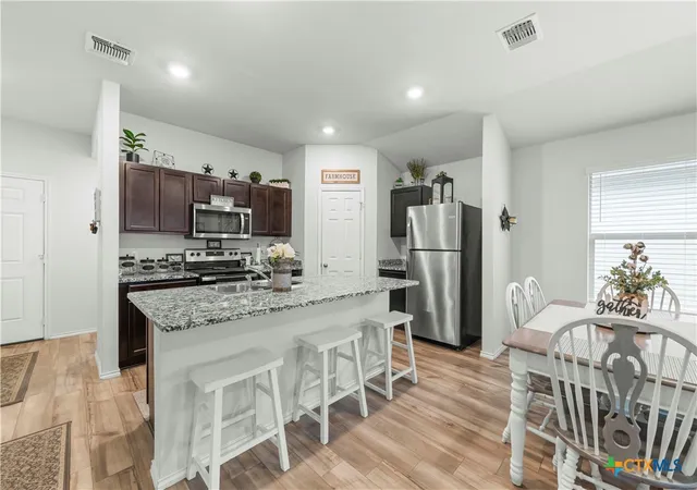 5th image of 336 Jacquard Ct, Troy, TX 76579 | MLS# 601979