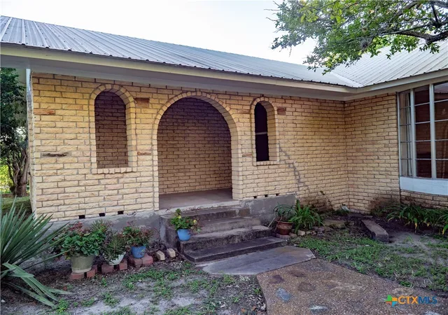3rd image of 137 Fm 774, Refugio, TX 78377 | MLS# 602104