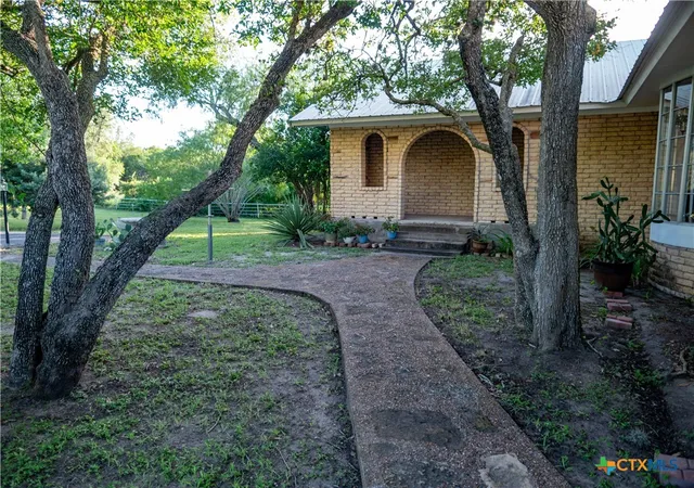 4th image of 137 Fm 774, Refugio, TX 78377 | MLS# 602104