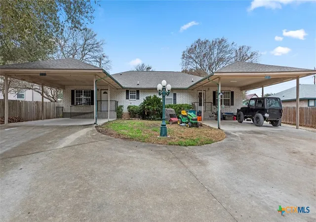 1st image of 180 Oak Ter, Seguin, TX 78155 | MLS# 602005