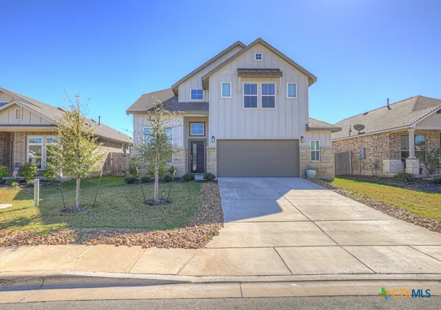 Photo 3 of Single family home for sale at 1940 Colonial Ave, New Braunfels, TX 78130 | MLS# 602307 | Listing updated on 2026-04-24