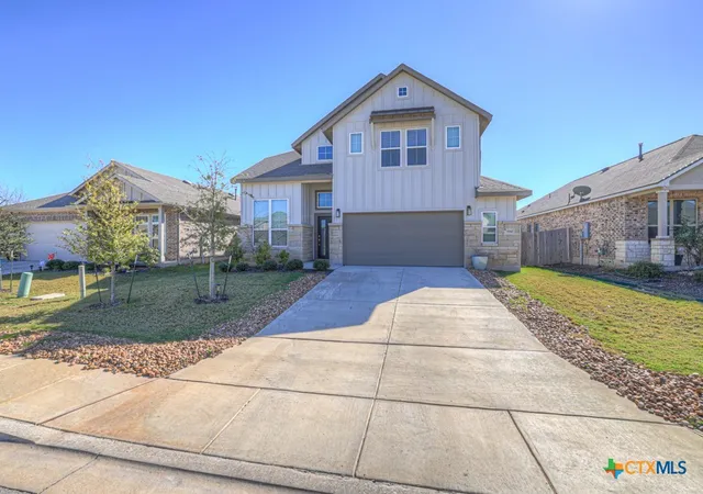 Photo 3 of Single family home for sale at 1940 Colonial Ave, New Braunfels, TX 78130 | MLS# 602307 | Listing updated on 2026-04-24