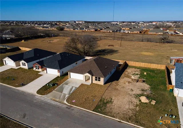 Homes for sale in Belton, TX | 2123 Blackhawk Loop, Belton, TX 76513 | MLS# 602525