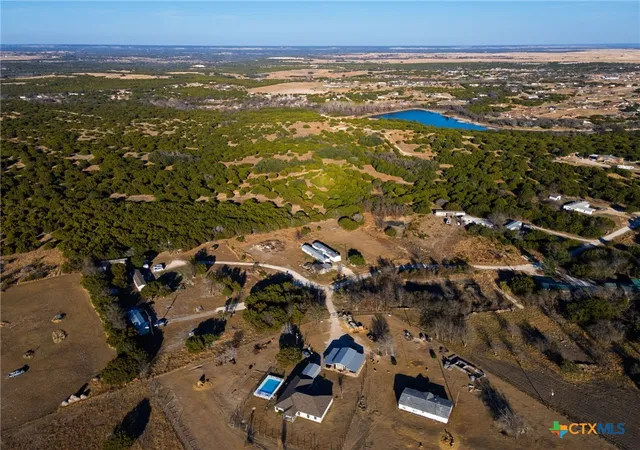 3rd image of 1252 Twin Mountain Rd, Copperas Cove, TX 76522 | MLS# 602566