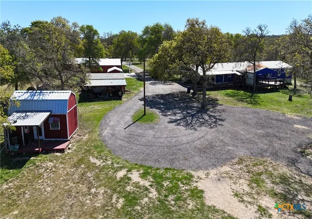 2nd image of 470 Lyon Rd, Seguin, TX 78155 | MLS# 602621