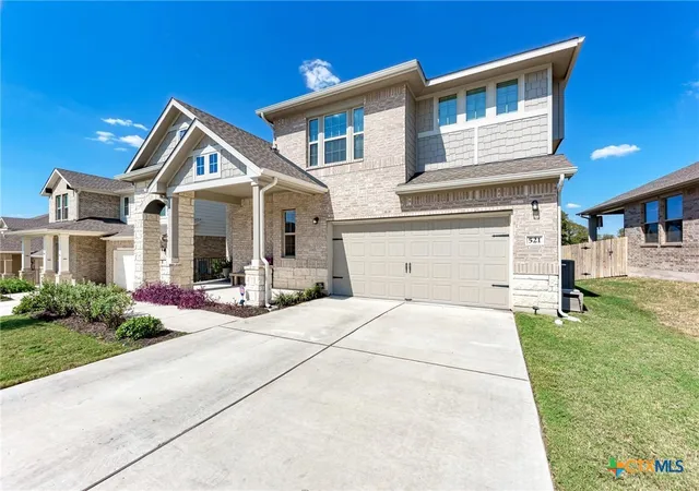 Photo 3 of Sale Pending at 521 Elm Green St, Hutto, TX 78634 | MLS# 602514 | Listing updated on 2026-07-05