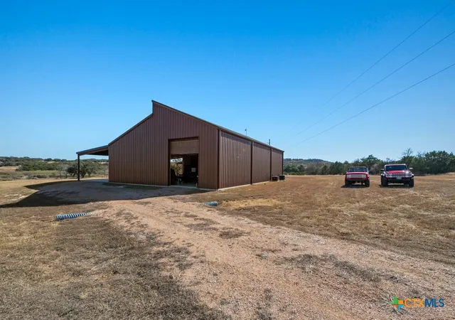 Homes for sale in Stonewall, TX | 3259 Schumann Rd, Stonewall, TX 78671 | MLS# 602599