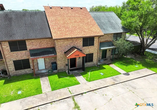 3rd image of 100 Seascape Dr #B, Port Lavaca, TX 77979 | MLS# 602719