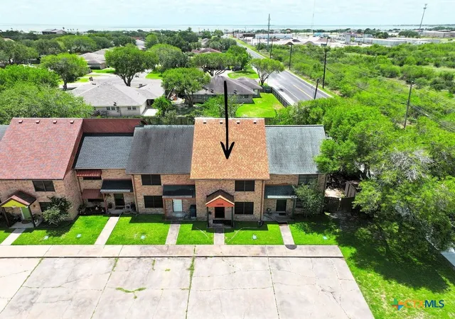 4th image of 100 Seascape Dr #B, Port Lavaca, TX 77979 | MLS# 602719