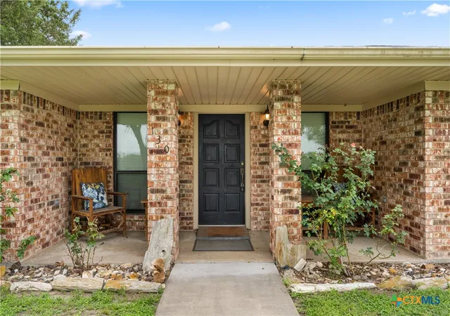 4th image of 130 Elm St, Flatonia, TX 78941 | MLS# 602764