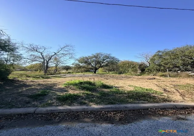 Photo 2 of Land for sale at 909 Ohio St, Pleasanton, TX 78064 | MLS# 602809 | Listing updated on 2026-03-26