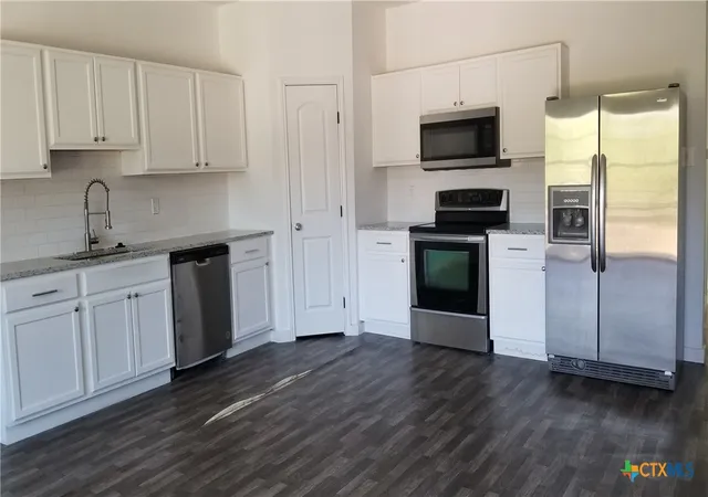 3rd image of 1063 Sleepy Holw, Spring Branch, TX 78070 | MLS# 603085