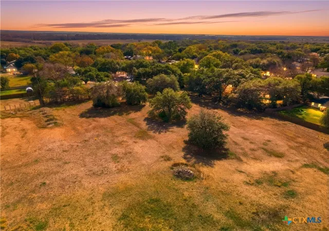 2nd image of 1800 Saint Louis St, Gonzales, TX 78629 | MLS# 602796