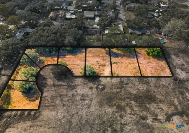 3rd image of 1800 Saint Louis St, Gonzales, TX 78629 | MLS# 602796