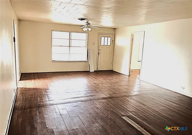 Photo 4 of Single family home for sale at 487 US Hwy 77a N, Cuero, TX 77954 | MLS# 603306 | Listing updated on 2026-07-03