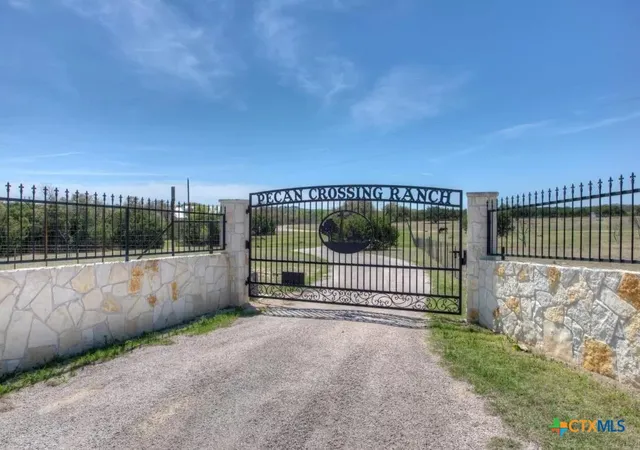 Photo 2 of Single family home for sale at 6101 Cr 208, Lampasas, TX 76550 | MLS# 603373 | Listing updated on 2026-04-30
