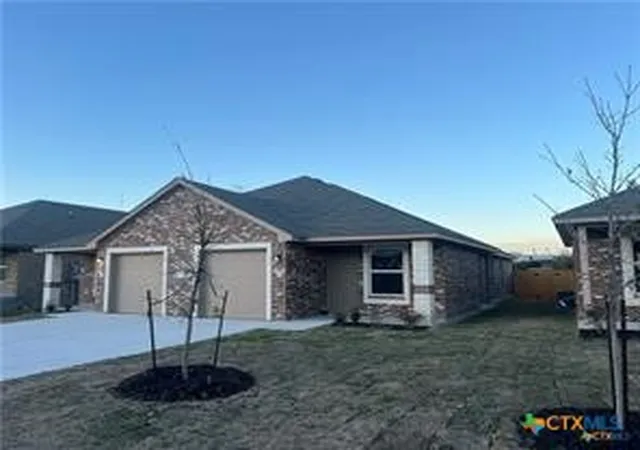 3rd image of 1102 Zora Dr #A & B, Temple, TX 76504 | MLS# 603395