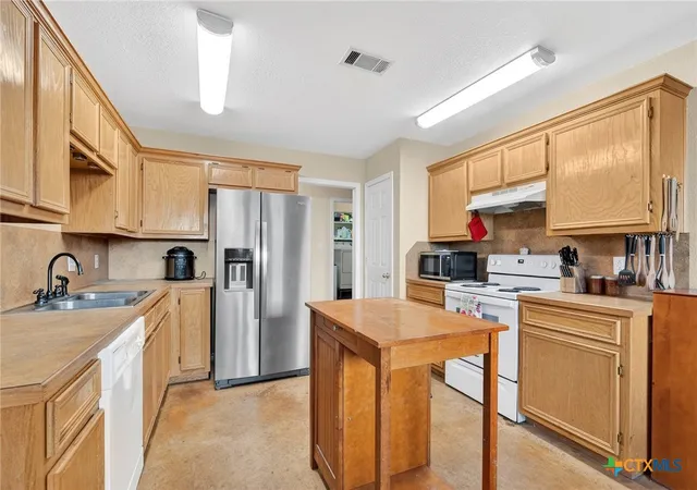 4th image of 2416 Merle Dr, Copperas Cove, TX 76522 | MLS# 602641