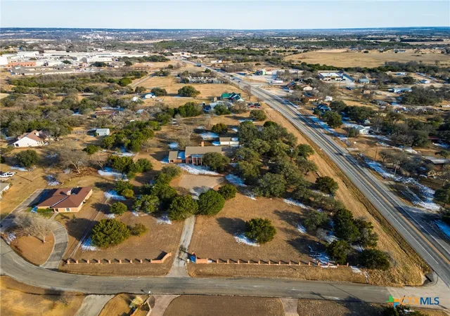 3rd image of 102 Mesa Dr, Gatesville, TX 76528 | MLS# 603386