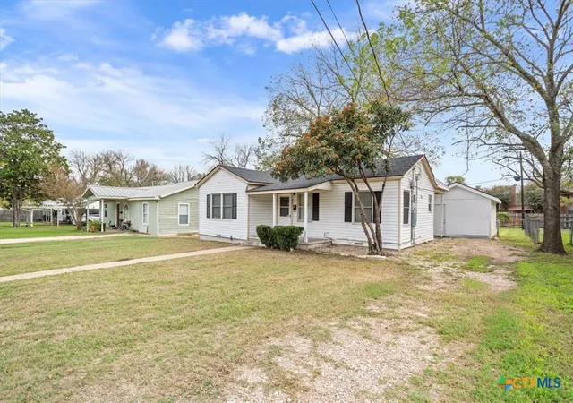 3rd image of 809 E 12Th Ave, Belton, TX 76513 | MLS# 603268