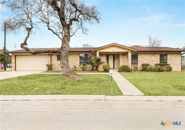 2nd image of 610 Creek Dr, New Braunfels, TX 78130 | MLS# 603521