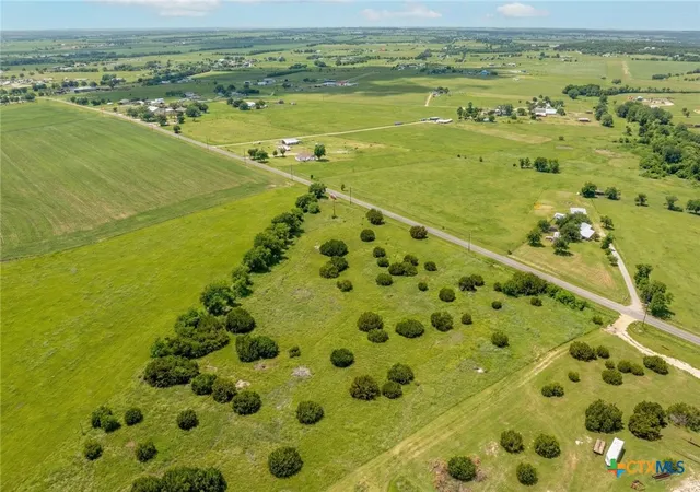 Photo 4 of Sale Pending at 562 County Rd 154, Georgetown, TX 78626 | MLS# 603753 | Listing updated on 2026-10-06