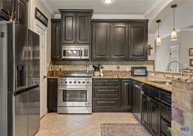 Photo 3 of Single family home for sale at 2804 Cr 1045, Lampasas, TX 76550 | MLS# 603980 | Listing updated on 2026-06-05