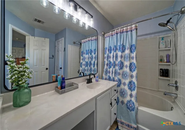 Homes for sale in Kyle, TX | 370 Holly Grove St, Kyle, TX 78640 | MLS# 603978