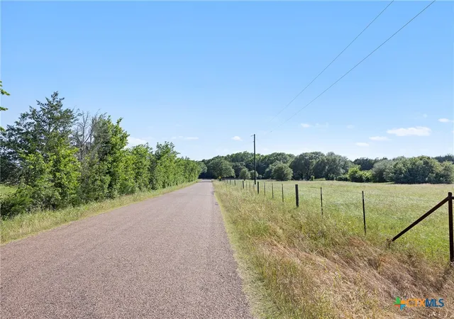 Homes for sale in Round Top, TX | 1310 N Nassau Rd, Round Top, TX 78954 | MLS# 604105