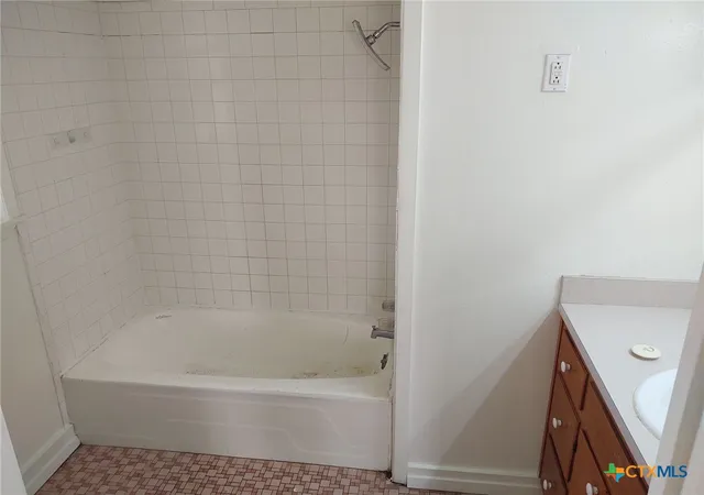 15th image of 2112 N Interstate 35, San Marcos, TX 78666 | MLS# 604235