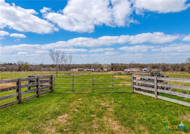 Homes for sale in Rockdale, TX | 430 N Fm 487, Rockdale, TX 76567 | MLS# 603238