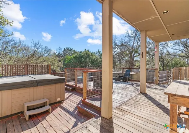 Photo 4 of Sale Pending at 9 Ridgewood Cir, Wimberley, TX 78676 | MLS# 601821 | Listing updated on 2026-07-22