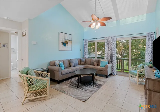 Homes for sale in Rockport, TX | 2003 N Fulton Bch Rd, Rockport, TX 78382