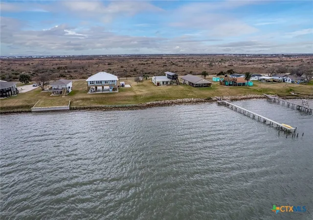 Photo 2 of Single family home for sale at 1067 N Cr 307, Port Lavaca, TX 77979 | MLS# 604519 | Listing updated on 2026-05-14