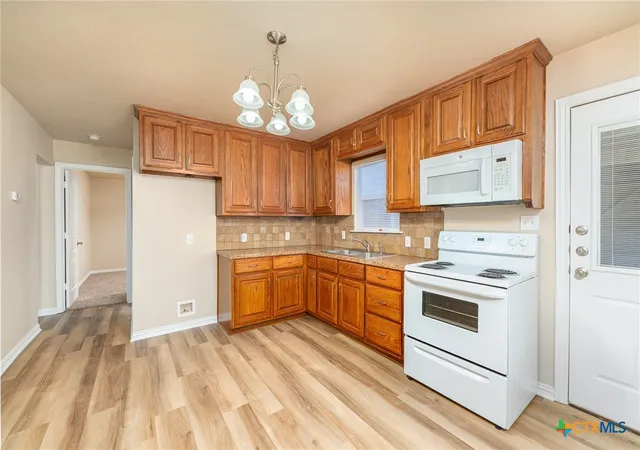 3rd image of 1601 Miller St, Belton, TX 76513 | MLS# 604499