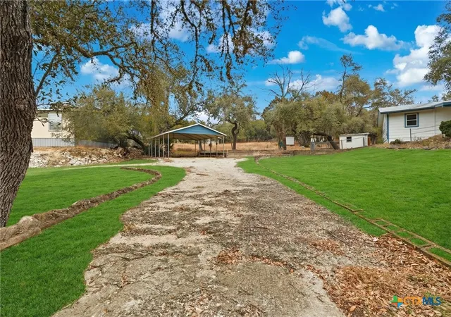 3rd image of 333 Tamarack Dr, Canyon Lake, TX 78133 | MLS# 604352
