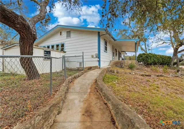 4th image of 333 Tamarack Dr, Canyon Lake, TX 78133 | MLS# 604352