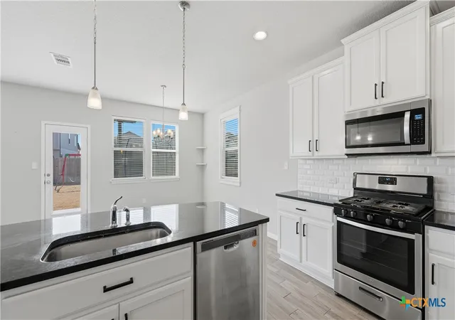 2nd image of 172 Brady Creek Wy, Leander, TX 78641 | MLS# 604435