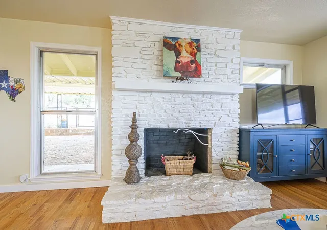 Homes for sale in Horseshoe Bay, TX | 100 Kings Wy, Horseshoe Bay, TX 78657 | MLS# 604845