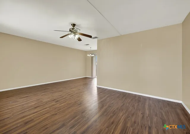5th image of 217 Gruene Rd, New Braunfels, TX 78130 | MLS# 604876